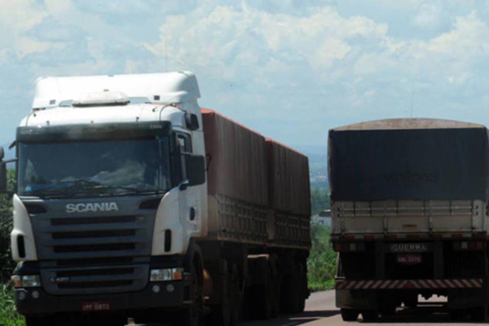Minas lançará programa para renovar frota de caminhões