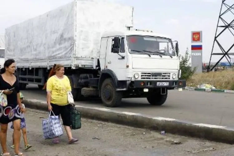 Caminhão de comboio humanitário russo: EUA advertiram para novas sanções (Sergey Venyavsky/AFP)