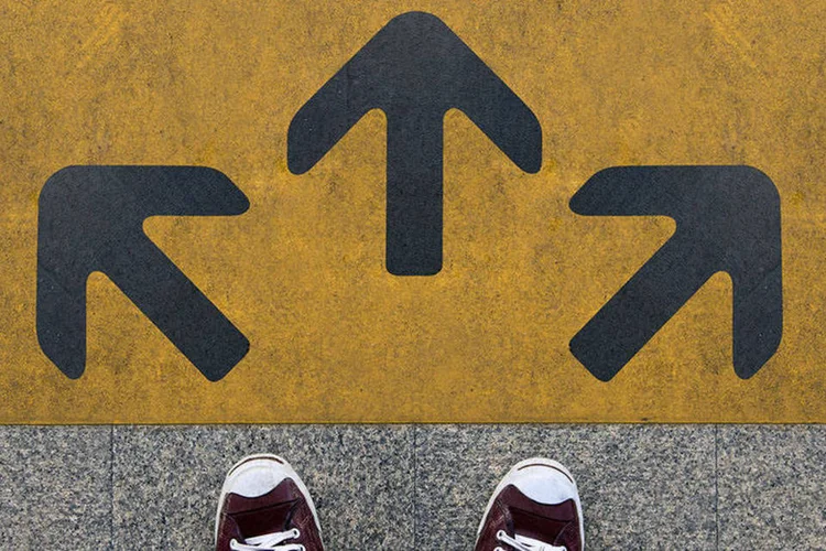 Opções: entenda as implicações para quem quer ter um negócio paralelo a um emprego CLT (Foto/Thinkstock)