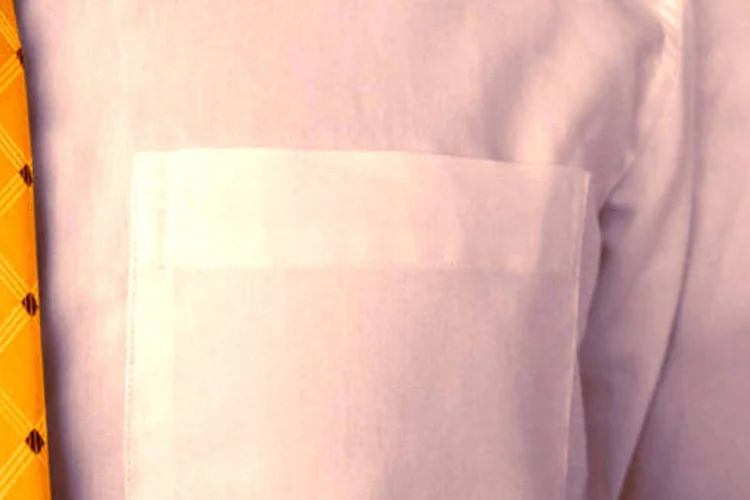 
	Vestindo a camisa: entregar-se totalmente a uma empresa pode ser um erro grave, se voc&ecirc; n&atilde;o compartilha nenhum prop&oacute;sito com ela
 (Stock.xchng/Filtro)