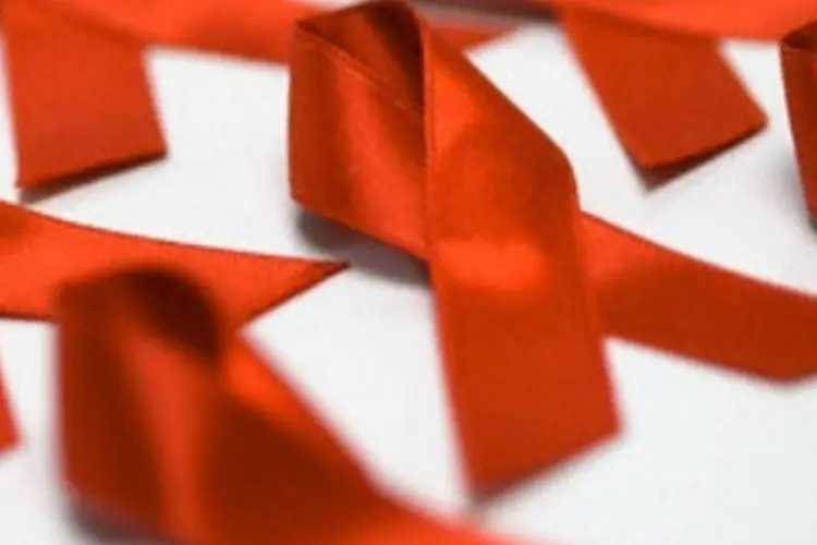 O Ministério da Saúde vai realizar ainda nos maiores Carnavais do país exames instantâneos de HIV (Divulgação)
