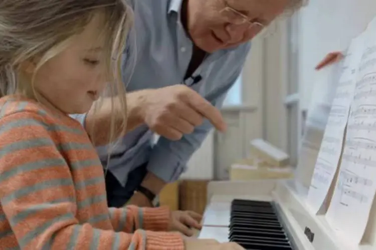 Campanha da Folksam com aventura musical, que renova esperança nas crianças (Reprodução/Youtube)