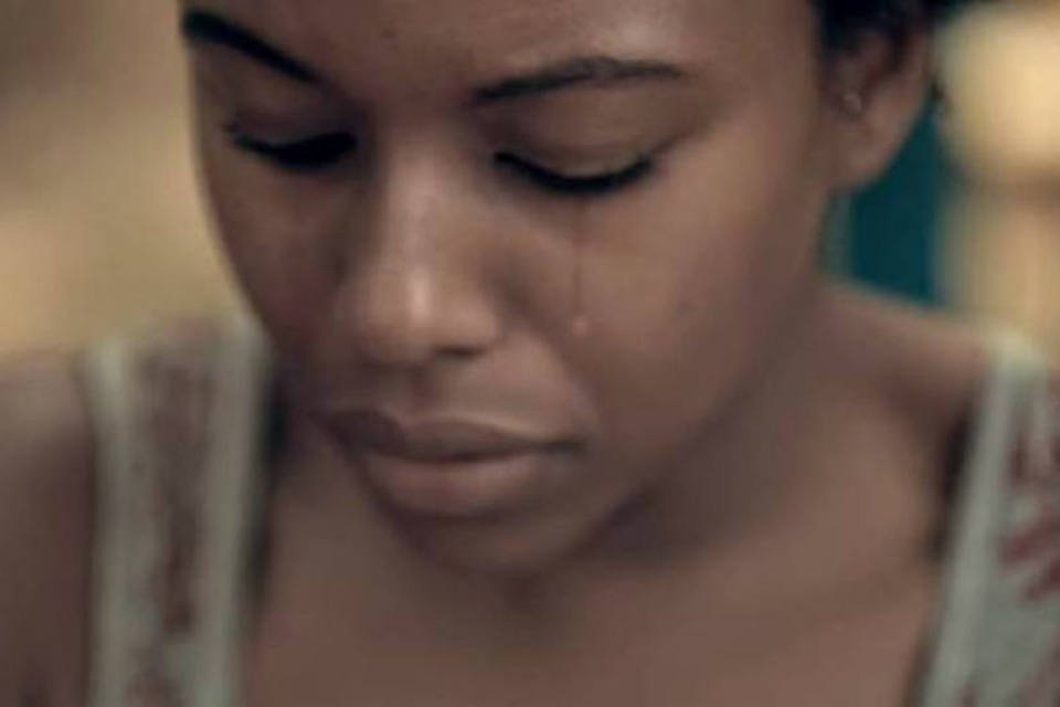 Campanha mostra o desespero de uma mãe com Aids