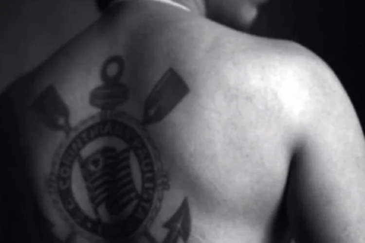 Nike e Corinthians: comercial mostra diferença entre espírito Corintiano e o dos outros (Reprodução/YouTube/nikefutebol)