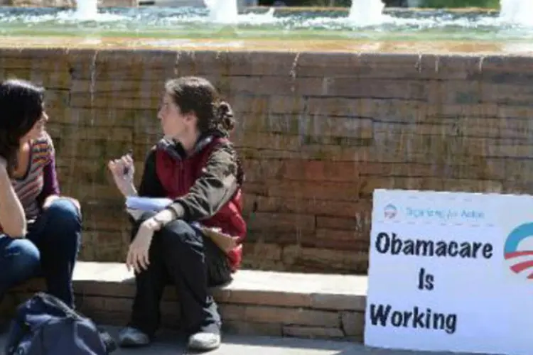 Campanha pró-Obamacare é vista em universidade da Califórnia (Robyn Beck/AFP)