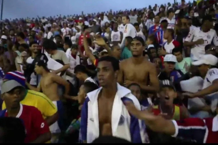 A nova série teve início com o episódio “Raça”, com depoimentos do ex-zagueiro Antônio Rondinelli, do Flamengo, do zagueiro Domingos (Reprodução)