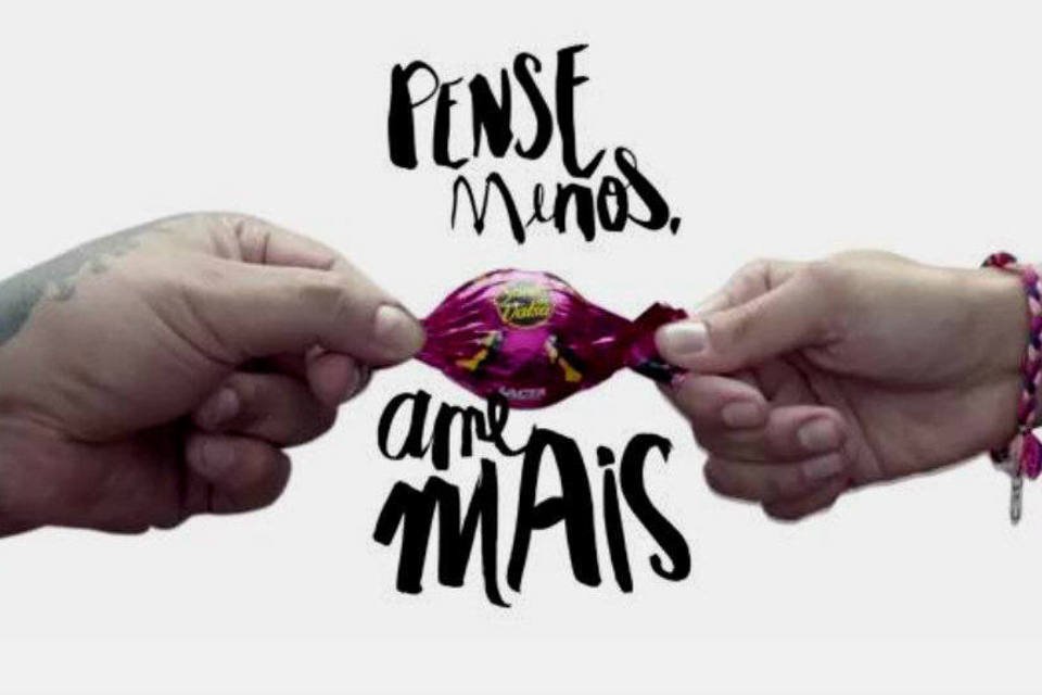 Beijo rouba a cena na nova campanha de Sonho de Valsa