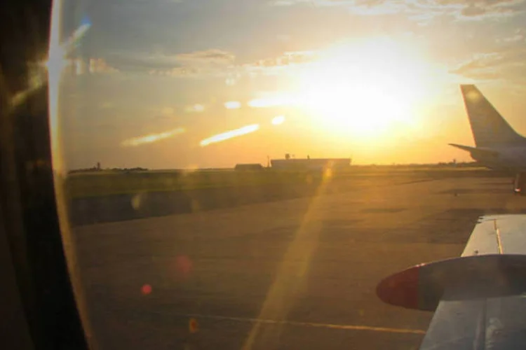 
	Vista de janela de avi&atilde;o: perspectiva positiva de alta de viagens corporativas da Abracorp difere da de empresas a&eacute;reas e de loca&ccedil;&atilde;o de ve&iacute;culos
 (Flickr/Jáder Reis)