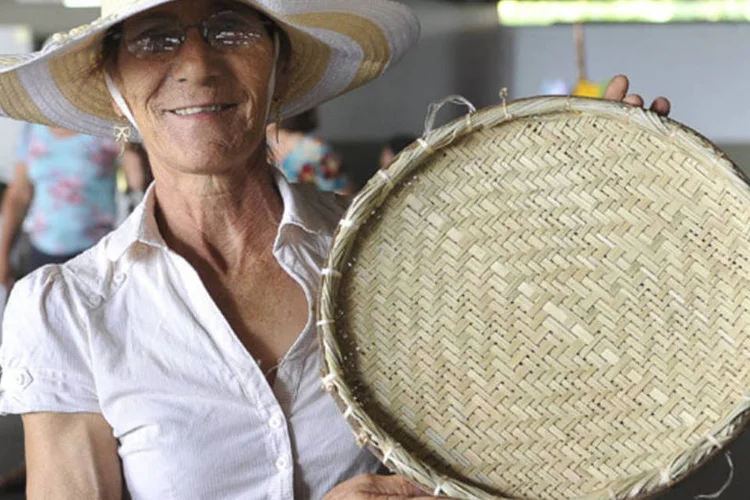 Mulheres camponesas se reúnem em Brasília: entre os itens para discussão durante os quatro dias do evento está a aceleração da reforma agrária e a titulação de terras. ( Antonio Cruz/ABr)