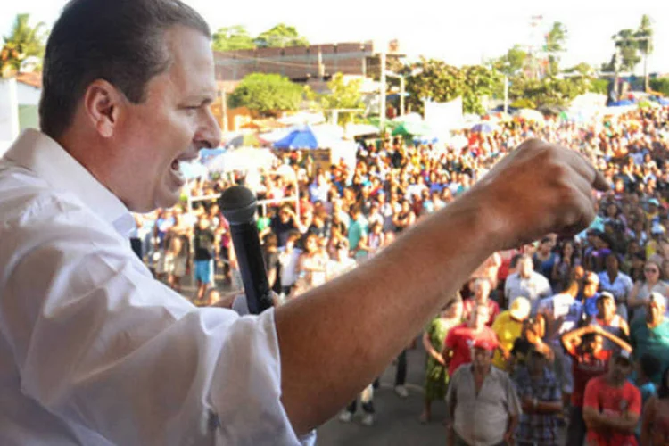 
	Eduardo Campos: decis&atilde;o de entregar os cargos foi tomada depois que&nbsp;PSB&nbsp;saiu do governo Dilma, diante da pretens&atilde;o de Campos disputar presid&ecirc;ncia da Rep&uacute;blica
 (Raul Buarque/SEI)