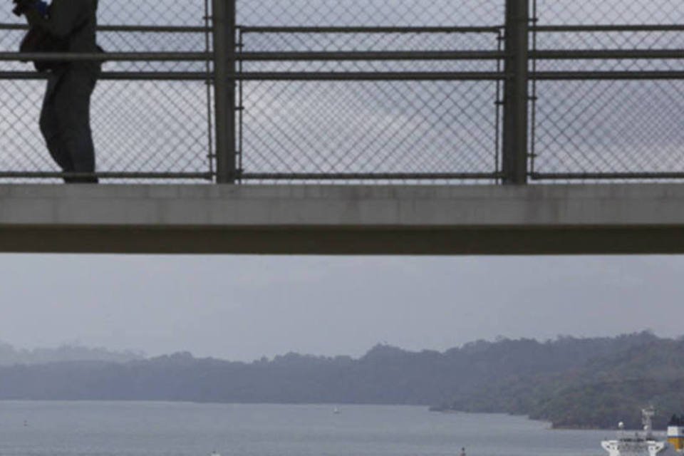 Consórcio reinicia obras de ampliação do Canal do Panamá