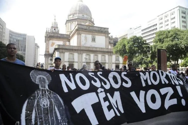 
	22 anos da Chacina da Candel&aacute;ria
 (Tânia Rêgo/Agência Brasil)