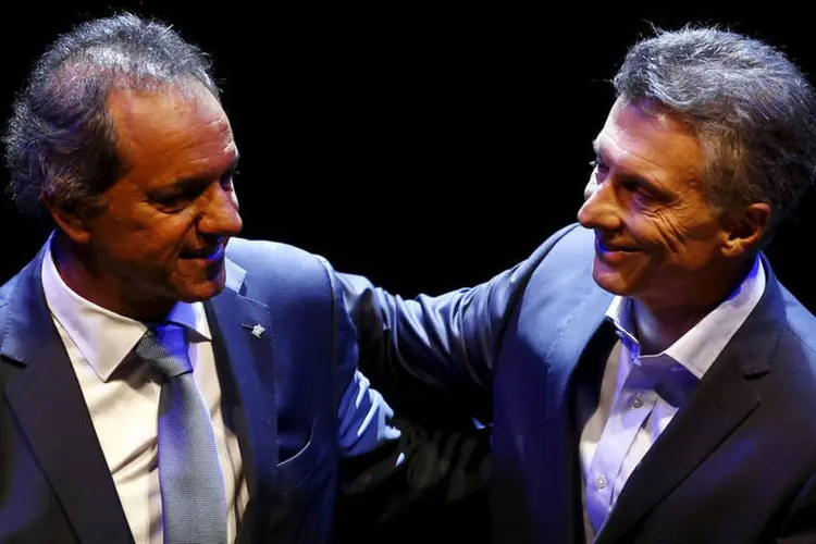 
	Scioli e Marci: aos dois falta um pouco de carisma e de eloqu&ecirc;ncia, segundo os analistas
 (Marcos Brindicci / Reuters)