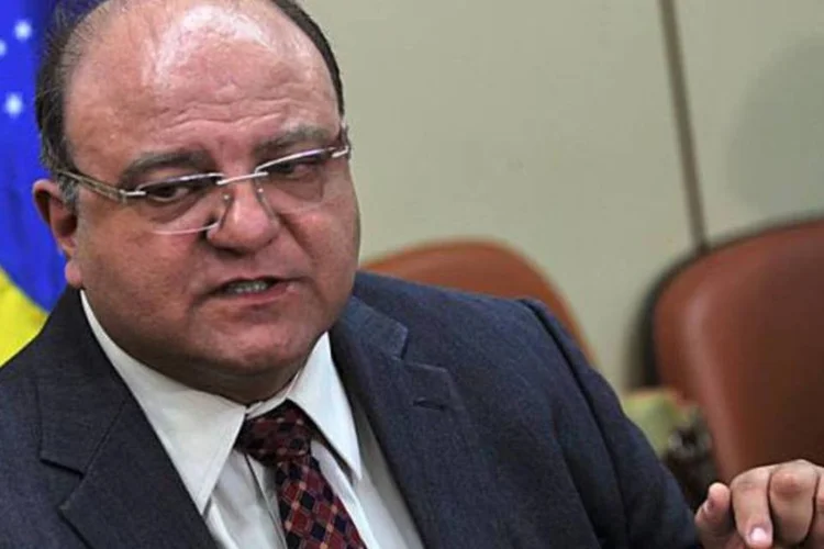 Deputado Vaccarezza, líder do governo na Câmara: reajuste do mínimo será debatido (Marcello Casal Jr/AGÊNCIA BRASIL)