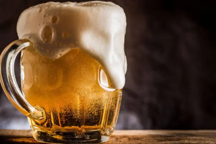 
	Cerveja: o setor encerrou o ano com queda na produ&ccedil;&atilde;o, que foi de 13,855 bilh&otilde;es de litros de cerveja
 (ThinkStock)