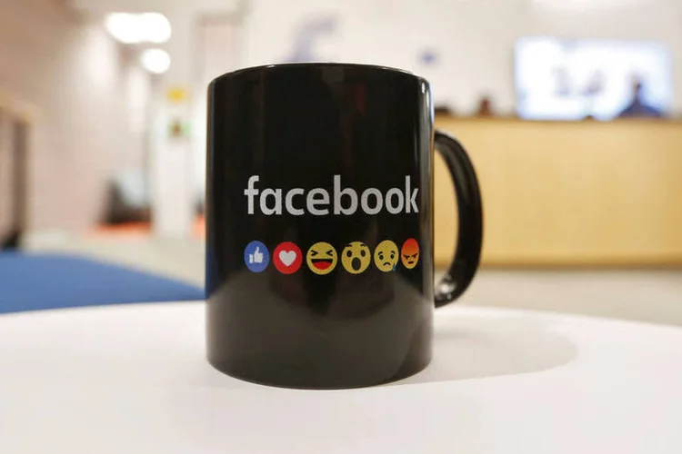 
	Facebook: &quot;Os recentes atentados terroristas nos lembraram da necessidade urgente de enfrentar a incita&ccedil;&atilde;o ilegal ao &oacute;dio na internet&quot;
 (Shailesh Andrade / Reuters)