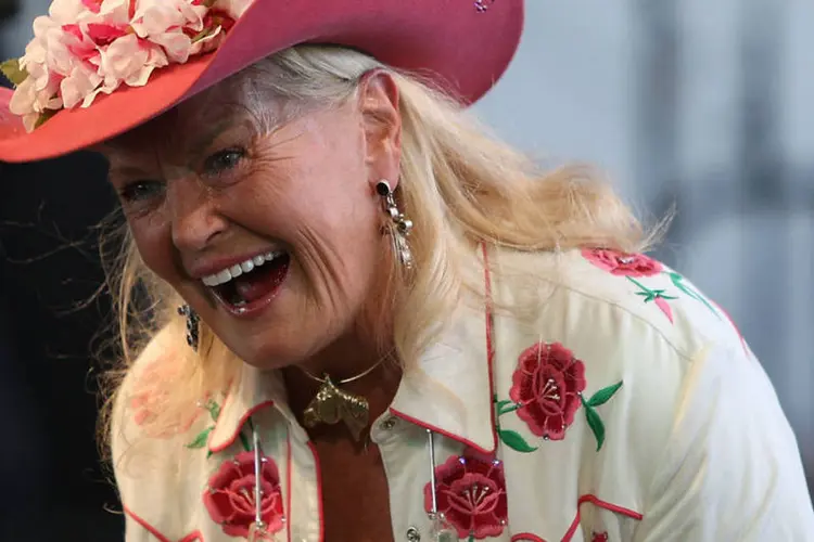 
	O grande sucesso de Lynn Anderson foi &quot;(I never promised you a) Rose Garden&quot;, que liderou as paradas em v&aacute;rios pa&iacute;ses
 (Frazer Harrison/Getty Images)