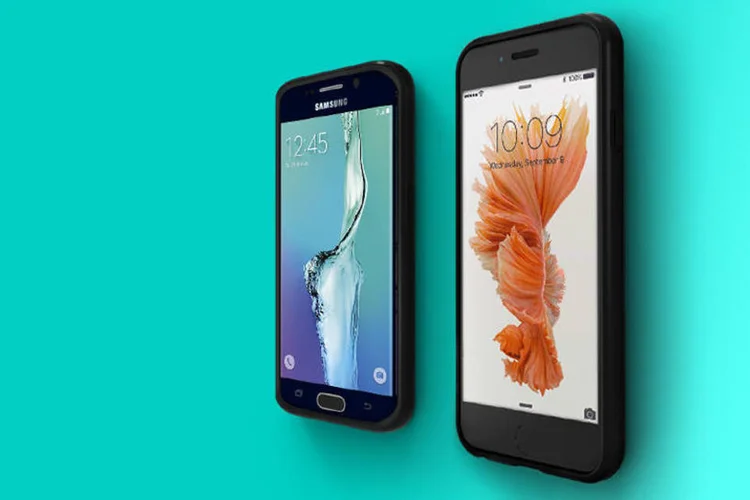 Capa anti-gravidade: acessório é capaz de sustentar smartphone em superfícies lisas como vidro ou metal (Divulgação/Mega Tiny Corporation)
