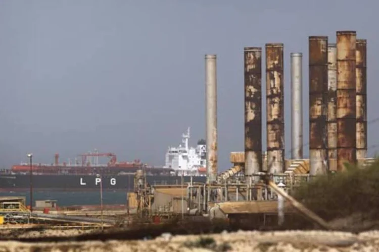 
	Petr&oacute;leo: na semana, a commodity perdeu 4,53 d&oacute;lares, ou 4,6&nbsp;%.
 (Getty Images)