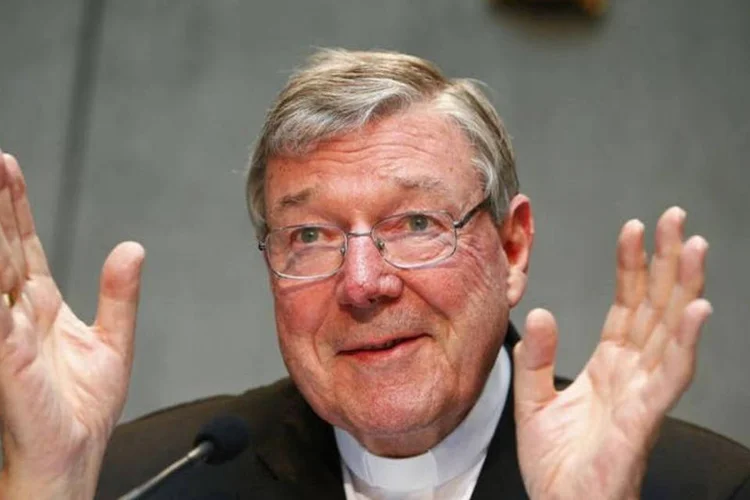 
	Cardeal Pell: submetido &agrave;s perguntas dos advogados que representam as v&iacute;timas de abusos, desmentiu ter cometido algum erro
 (Tony Gentile / Reuters)