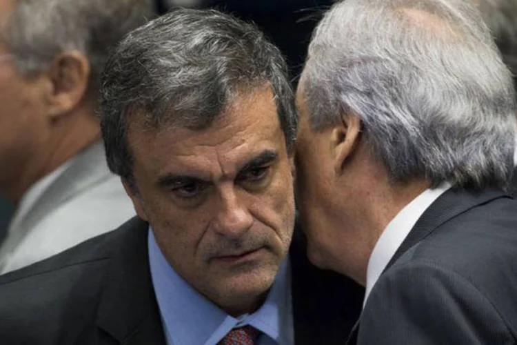
	Impeachment: &quot;Ficou claro que tudo aquilo que J&uacute;lio Marcelo disse &eacute; suspeito. Ele &eacute; a principal testemunha da acusa&ccedil;&atilde;o&quot;
 (Marcelo Camargo/Agência Brasil)
