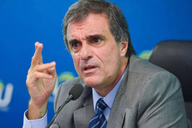 
	Cardozo: ele argumentou que a autoriza&ccedil;&atilde;o da C&acirc;mara dos Deputados &eacute; uma condi&ccedil;&atilde;o indispens&aacute;vel no caso de impeachment
 (Jose Cruz/Agência Brasil)