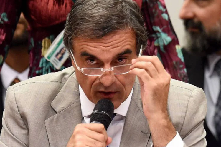 
	Cardozo: &quot;A decis&atilde;o do STF &eacute; uma prova muito importante no sentido de que ele usava o cargo para finalidades estranhas ao interesse p&uacute;blico&quot;
 (Evaristo Sá / AFP)