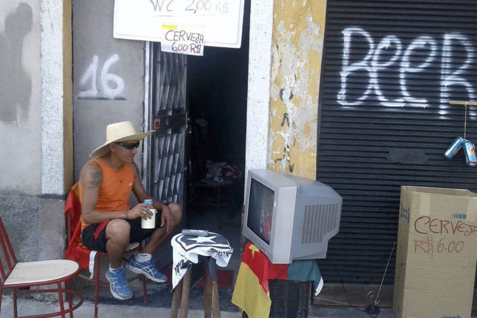 Moradores do Rio tentam ganhar dinheiro extra em Jogos