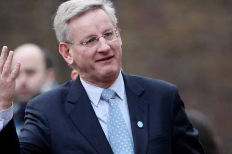 O ministro das Relações Exteriores da Suécia, Carl Bildt: "a justiça sueca é independente" (Oli Scarff/Getty Images)