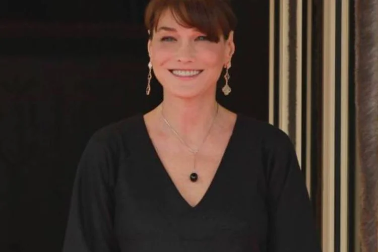 O bebê será o segundo filho de Bruni, após Aurélien, que nasceu há nove anos fruto da relação antiga da cantora com o filósofo Raphaël Enthoven (Sean Gallup/Getty Images)