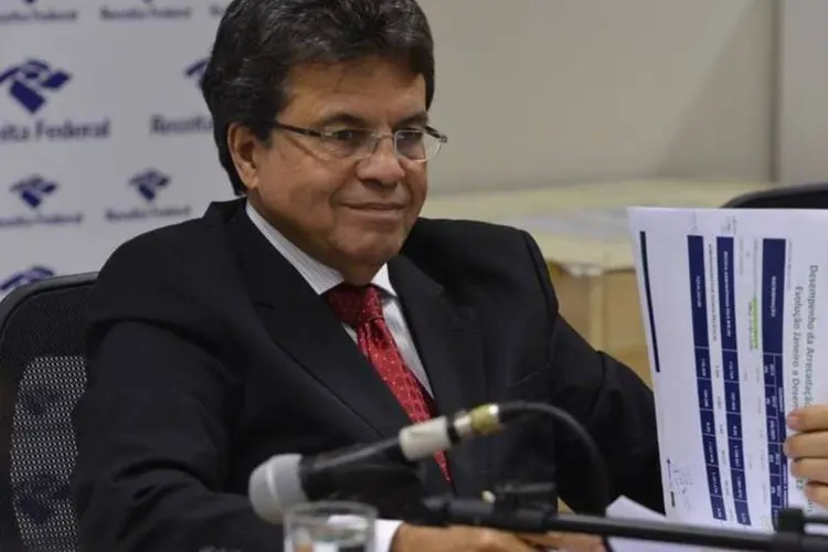 Carlos Alberto Barreto, secretário da Receita Federal: governo suspendeu a redução da cota de importação por terra (Valter Campanato/Agência Brasil)