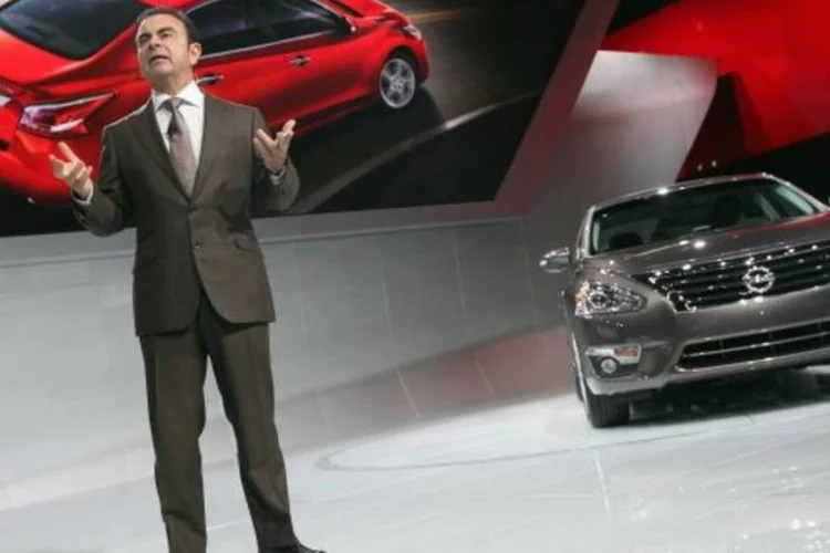 Carlos Ghosn apresenta o Nissan Altima 2013 nos Estados Unidos (Mario Tama/Getty Images)