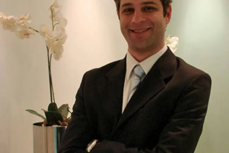 O economista Carlos Lazar é o novo diretor adjunto de RI da Kroton Educacional (.)