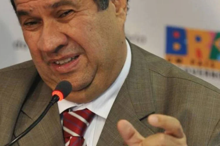 Lupi, ministro do Trabalho, acredita em 3 mihões de novas vagas este ano (Valter Campanato/AGÊNCIA BRASIL)