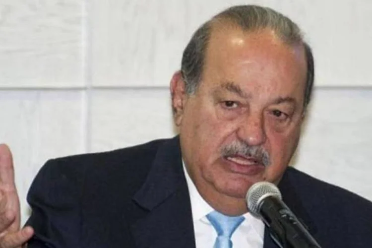 Carlos Slim: polêmica envolve Grupo Carso e empresas de Ricardo Salinas (Ronaldo Schemidt/AFP)