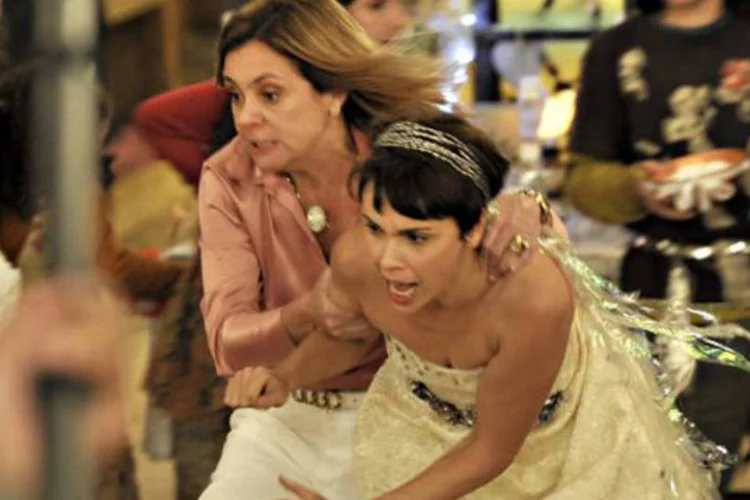 
	Cena de Avenida Brasil: vendas aumentaram em 2.000% com a apari&ccedil;&atilde;o na novela
 (Divulgação Rede Globo)