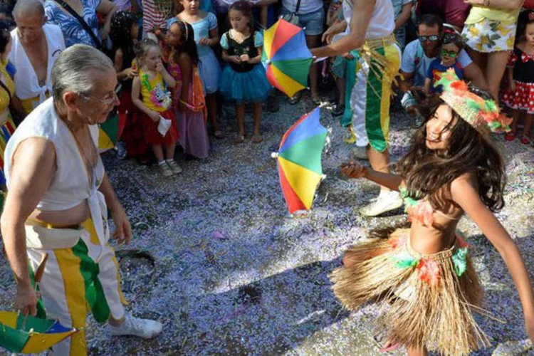 
	Carnaval em Bras&iacute;lia: veja aqui algumas das principais atra&ccedil;&otilde;es desta segunda-feira
 (Elza Fiúza / Agência Brasil)