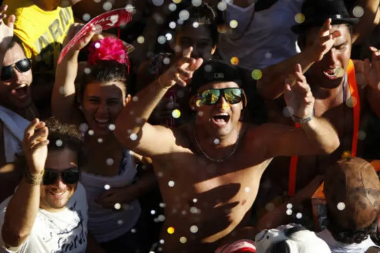 
	Bloco de Carnaval de rua no Rio de Janeiro: o desfile do Monobloco ocorrer&aacute; entre as 9 horas e 13 horas.&nbsp;
 (REUTERS/Pilar Olivares)