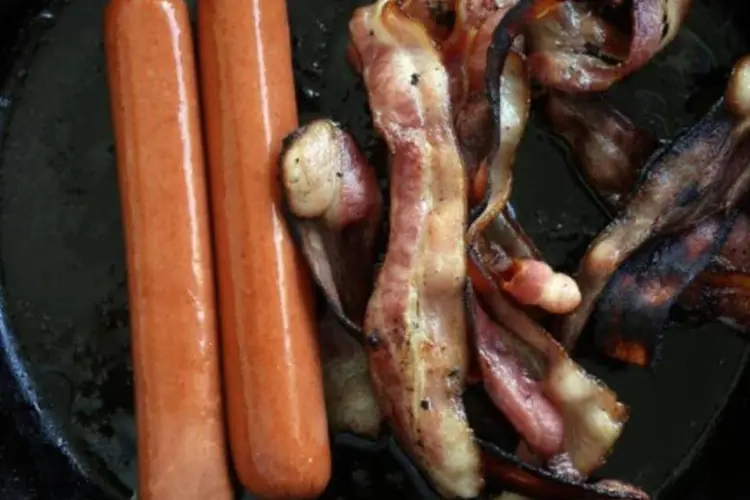 Carne: estudo relaciona certos cânceres ao consumo de carne vermelha e embutidos (AFP/Arquivos / Joe Raedle)