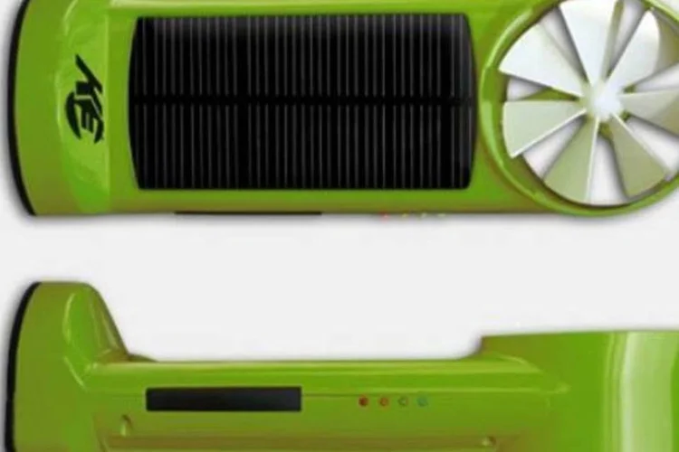 Consumidores recarregarem iPods, telefones celulares, ou outros dispositivos eletrônicos usando fontes de energia limpas que são armazenadas em baterias embutidas (Divulgação)