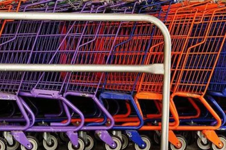 Compras fortes: PIB pode crescer até 7% este ano (.)
