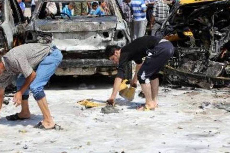 Atentados com carros-bomba deixam 25 mortos em Bagdá