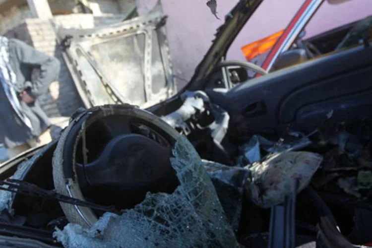 
	Explos&atilde;o de carro-bomba:&nbsp;os manifestantes sunitas se queixam h&aacute; meses da discrimina&ccedil;&atilde;o que dizem sofrer por parte do governo do xiita de Nouri al Maliki.
 (Ahmad al-Rubaye/AFP)