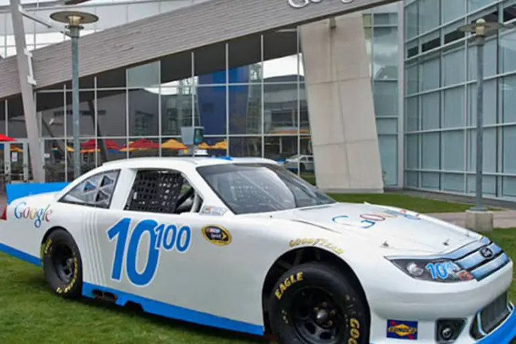 Google Racing: a escuderia, anunciada no dia 1º de abril, teria carros que se autodirigem na Nascar (Divulgação)