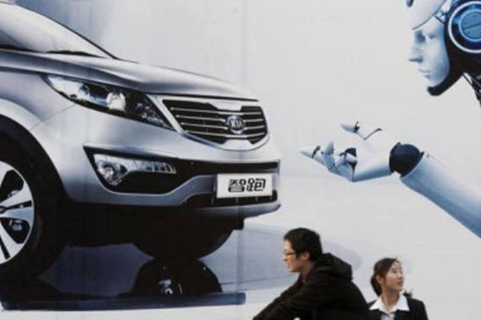 Venda mensal de automóveis na China cai pela 1ª vez em dois anos