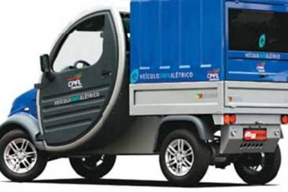 Correios usarão carro elétrico pra entregar Sedex em SP