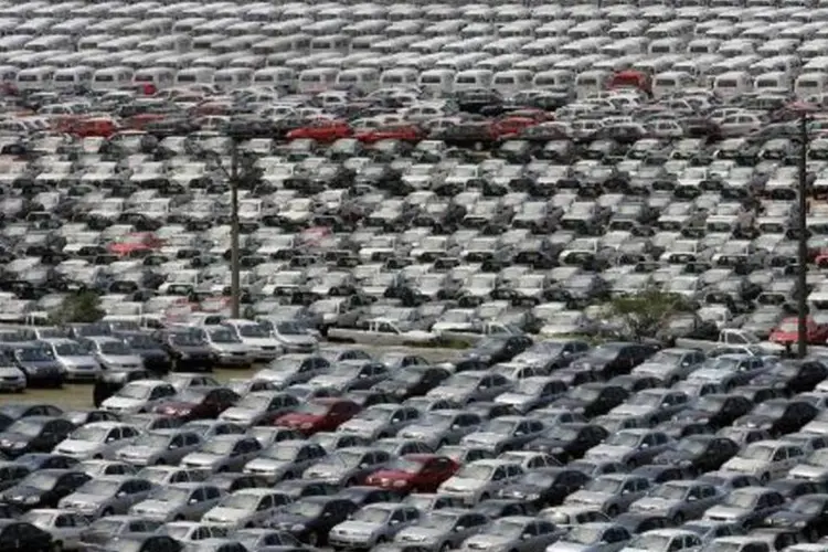 
	Carros: a produ&ccedil;&atilde;o de autom&oacute;veis caiu 3,0 por cento no m&ecirc;s passado
 (Mauricio Lima/AFP)