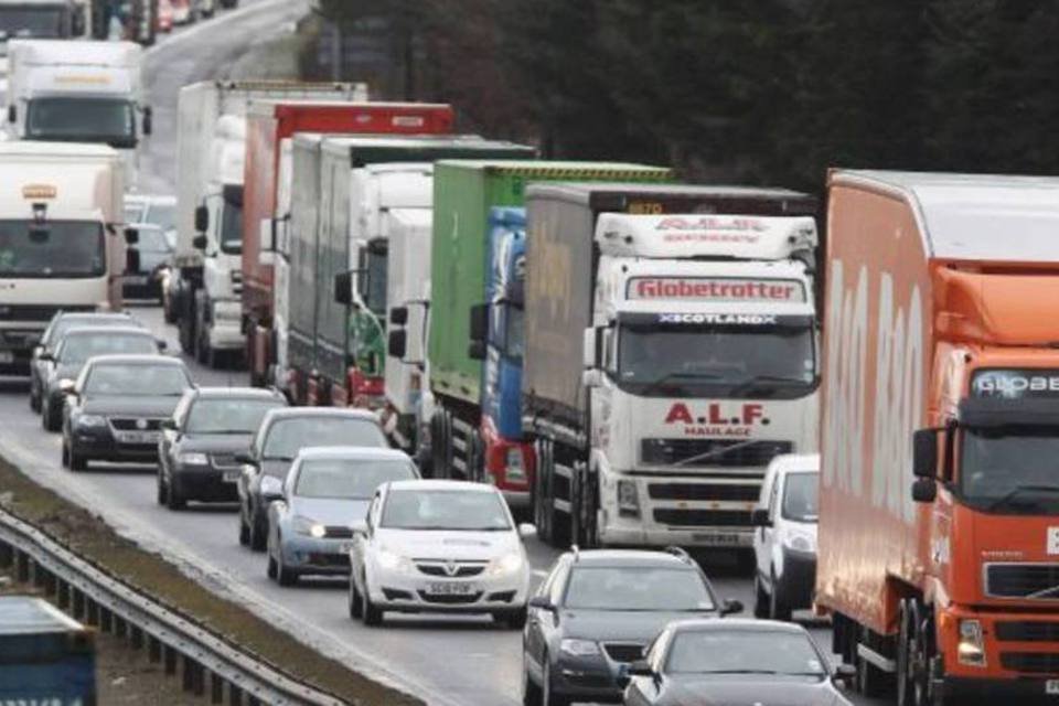 SP bate recorde de congestionamento com feriado e chuvas