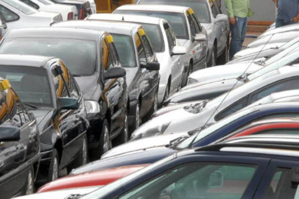Venda de veículos cai 6,92% na 1ª quinzena