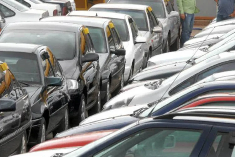 Carros: em 2016, as vendas a nível global aumentaram 4,7% (Marcello Casal Jr./Agência Brasil)